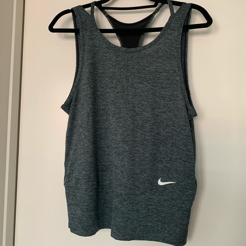 Nike Women’s workout tank